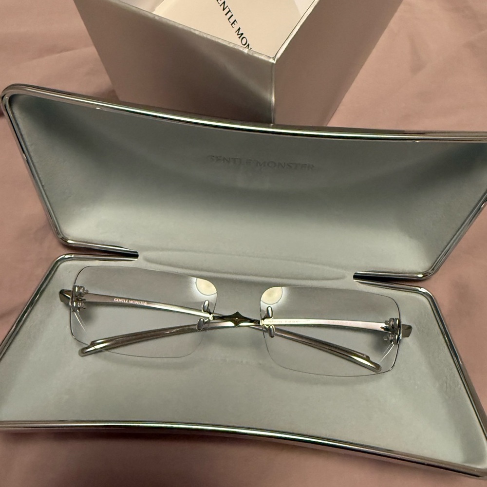 Gentle Monster Paranoyd 02 Eyeglasses